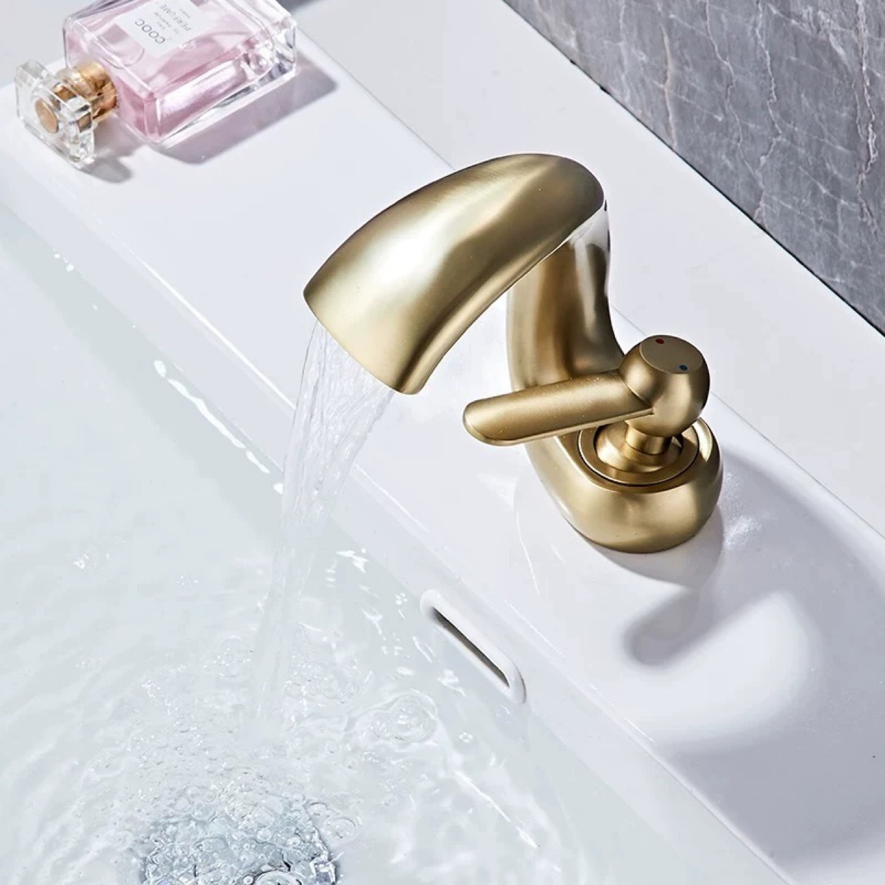 Creative waterfall-style washbasin faucet under-sink cold and hot bathroom cabinet, all-copper washbasin faucet for household use details Picture
