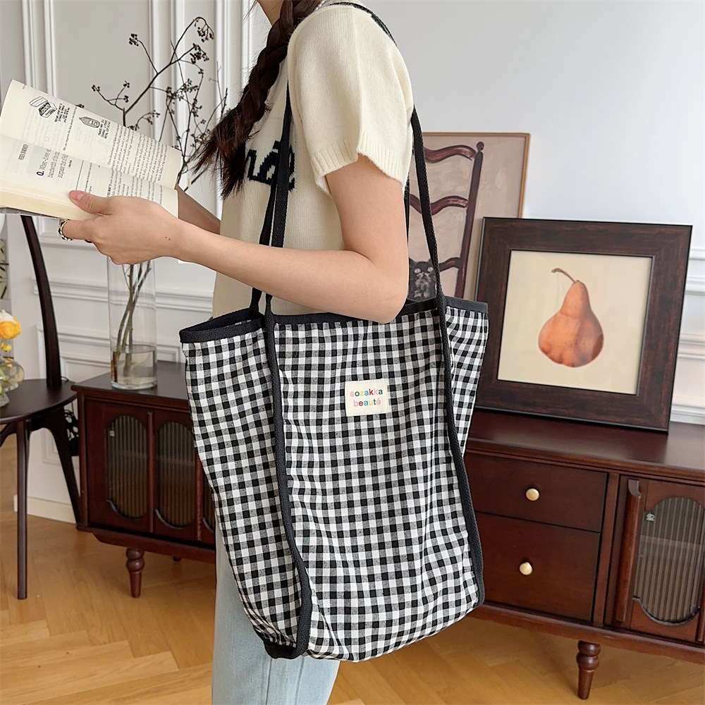 43301 Korean style artistic retro red and blue contrasting checkered dopamine single-shoulder bag, handbag, commuting canvas bag for women Specification drawing