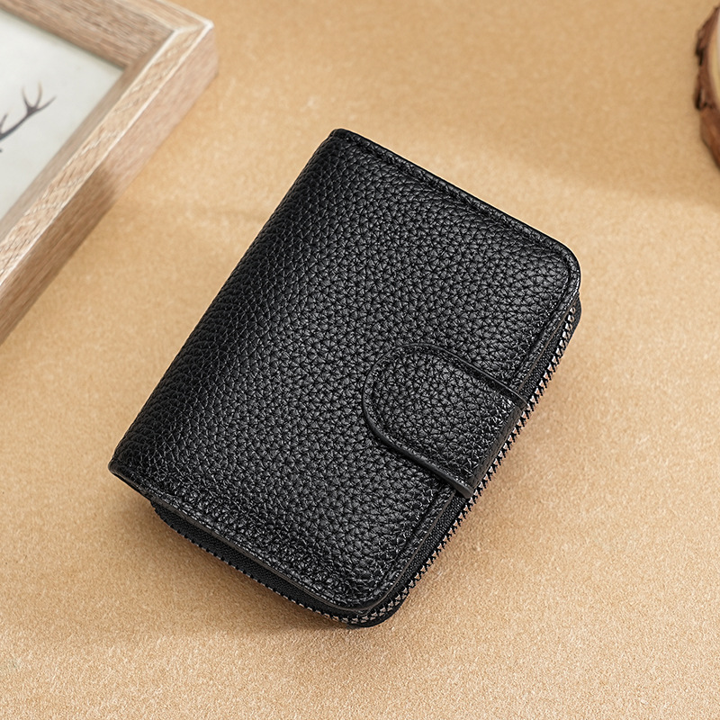 Wholesale of cross-border men's organ card case, multi-slot fashionable coin purse, multi-functional wallet credit card holder Application Scenario