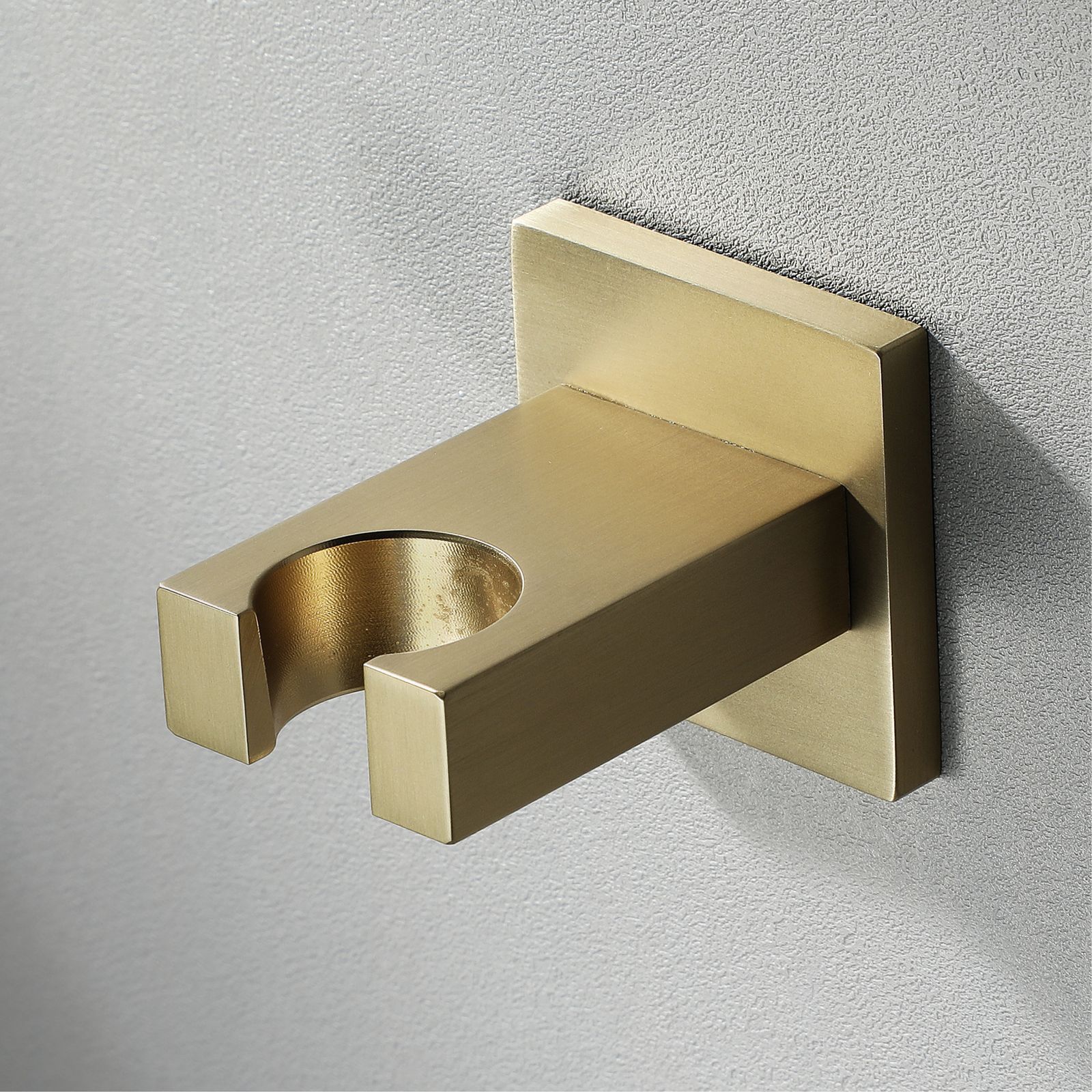 The HIDEEP showerhead base comes with a chrome-plated black and gold copper square hand-held showerhead and hand-spray stand without water inlet details Picture