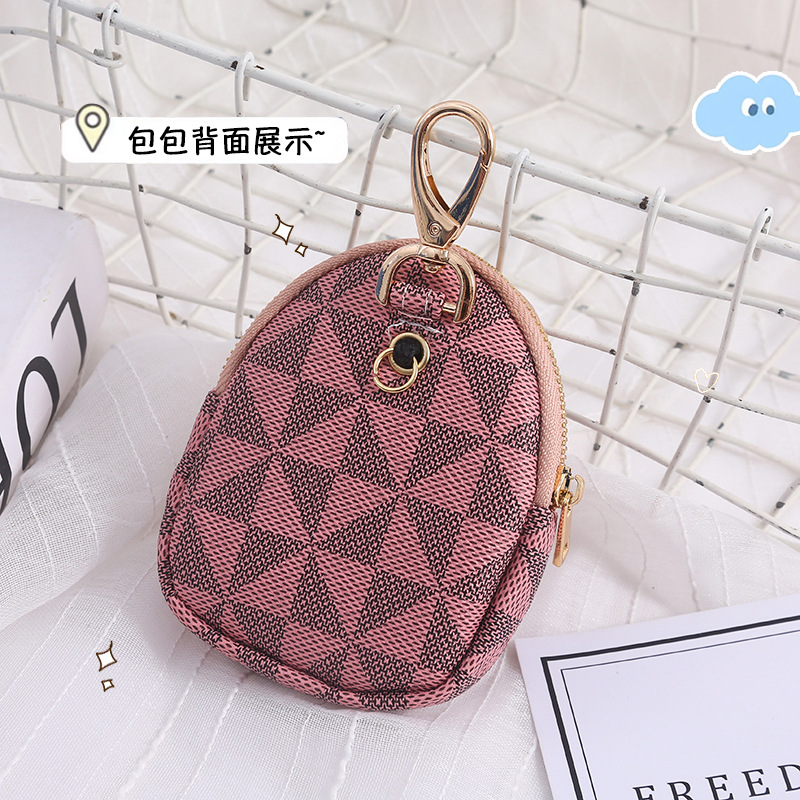 This women's coin purse features a high-end and stylish ins style, is cute and versatile, and comes with a zipper card, coin and key case for hanging Application Scenario