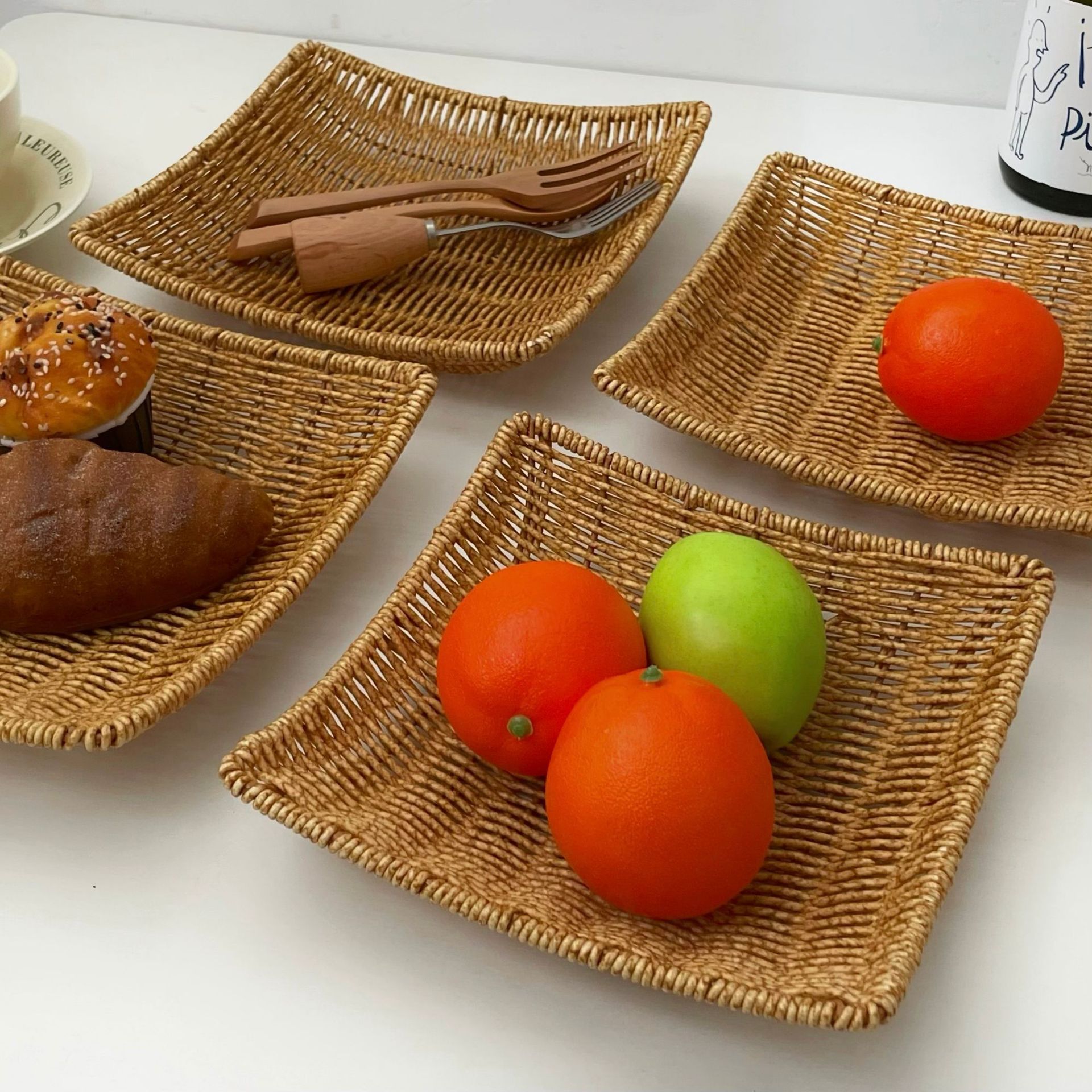 ins Japanese retro tea table, fruit plate, living room coffee table, dining room, rattan imitation, household snacks, snack basket, Nordic style full figure