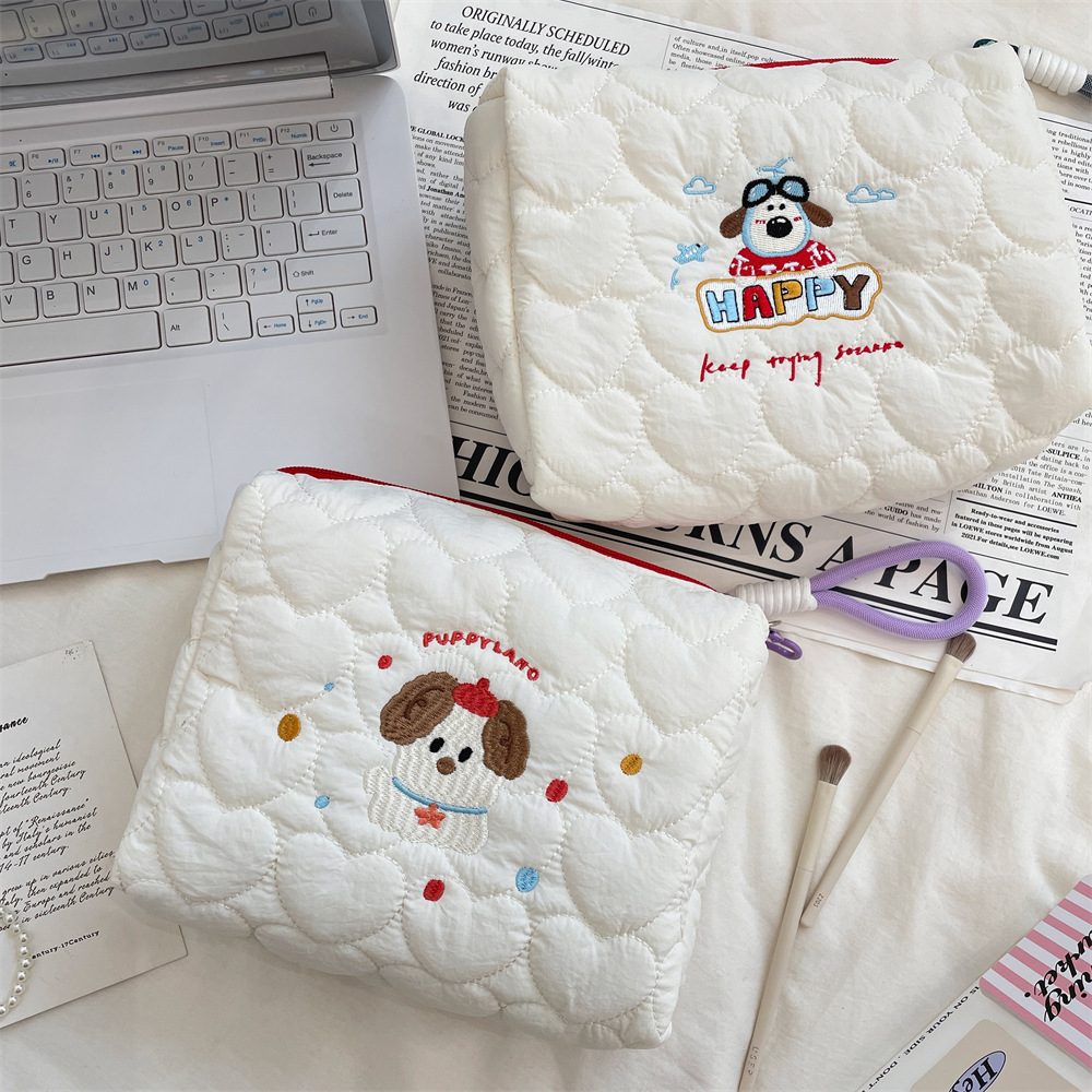 49211 Cute Puppy Makeup Bag, New embroidered cartoon storage bag, organizing bag, handbag, Shopping handbag Application Scenario