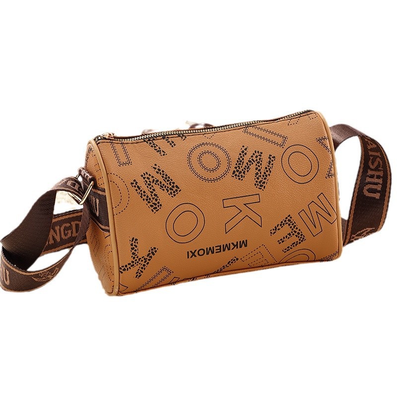 New fashionable letter print wide shoulder strap simple single-shoulder bag for women, casual retro crossbody bag, cross-border pillow bag Item Picture
