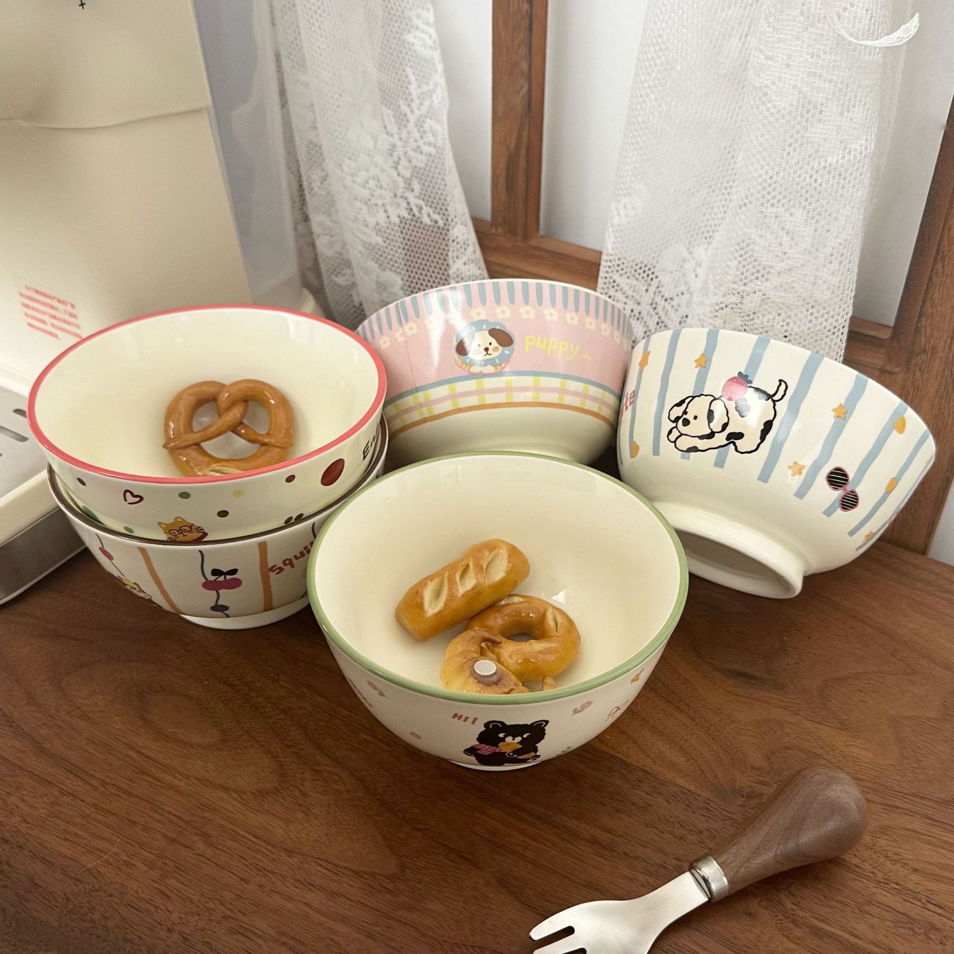 Cartoon animal cute pet rice bowl, healing ceramic rice bowl, household high appearance level rice bowl, cute dessert salad bowl details Picture
