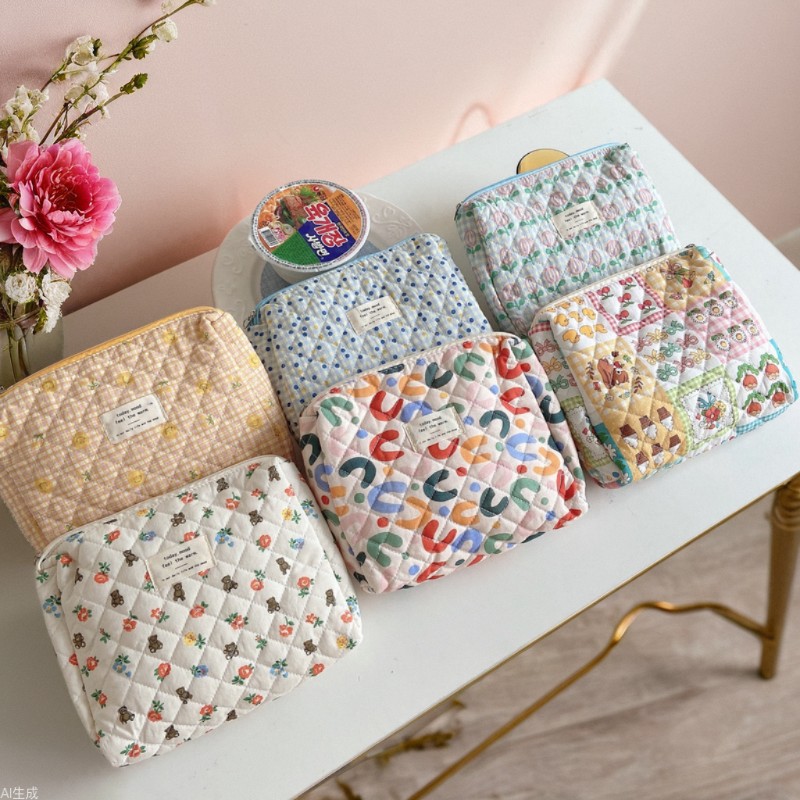 26278 Korean-style fresh floral makeup bag, coin purse, multi-functional storage bag for female students, clutch full figure