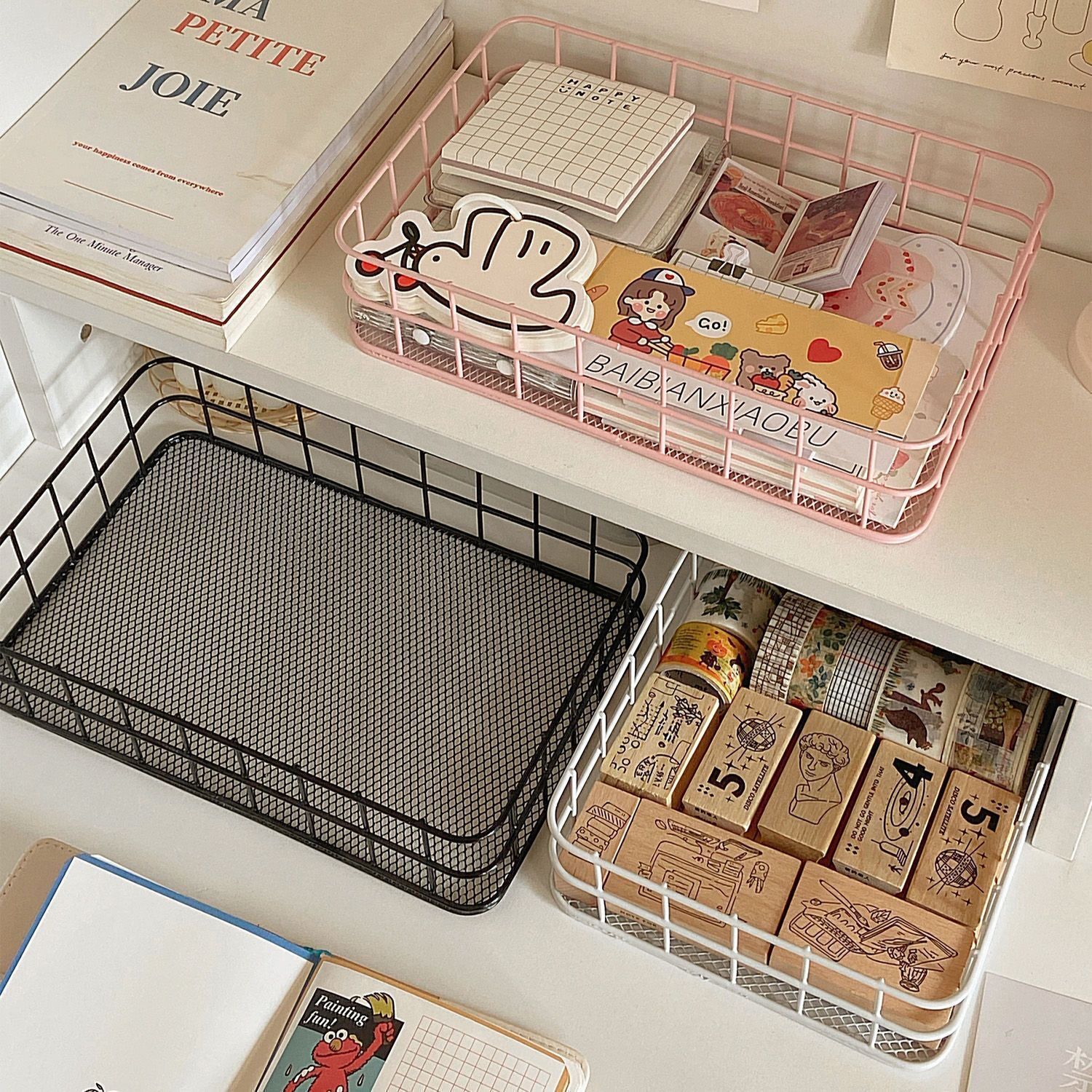 ins Nordic-style iron storage basket, office kitchen snack, cosmetics, sundries storage box, dormitory shelf full figure