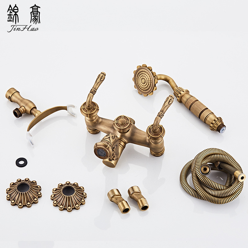 All-copper retro simple showerhead, European-style carved bathtub showerhead, cold and hot water mixing valve, bathroom handheld small showerhead set Application Scenario