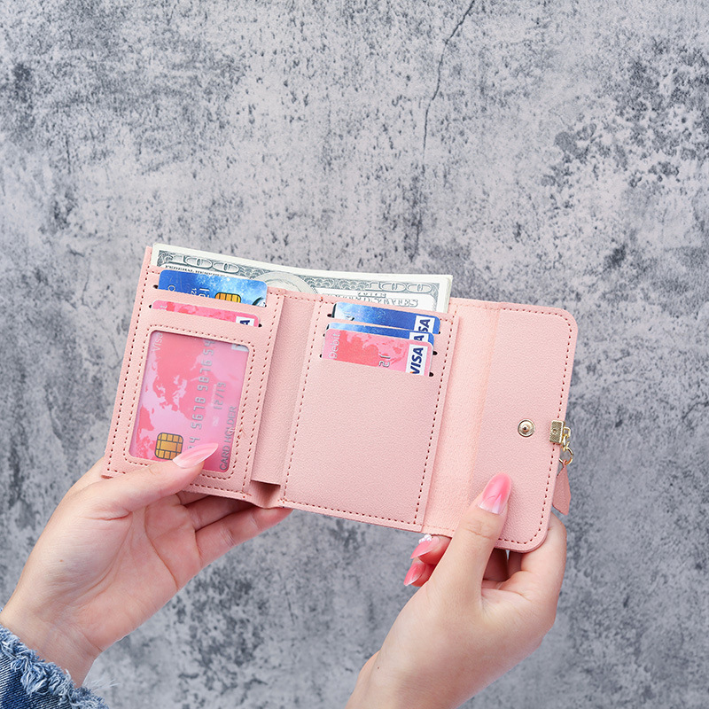 2021 New Korean-style simple small wallet at 30% off, a coin pocket wallet, a cross-border short wallet for women details Picture