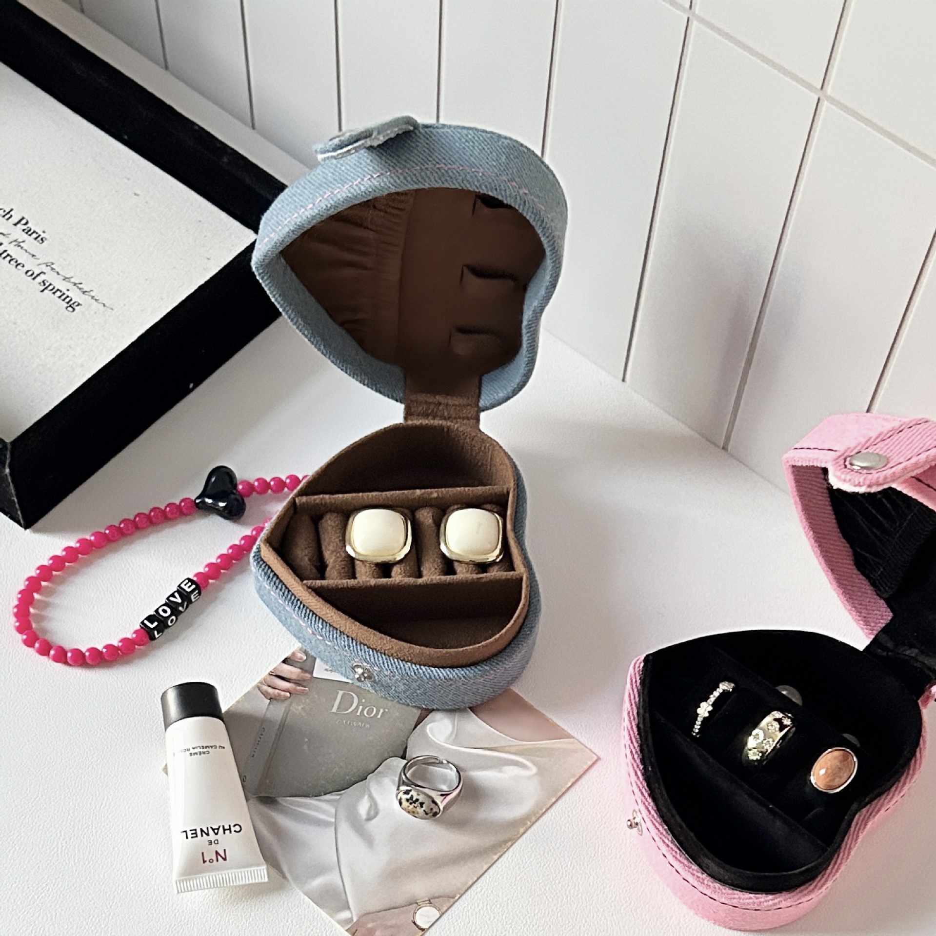 Heart-shaped cake jewelry box, mini storage box, portable travel storage bag, ring jewelry storage box, pendant details Picture