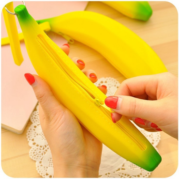Creative zipper cute mini silicone coin purse, Korean version female student banana hand-held coin purse, money bag Specification drawing