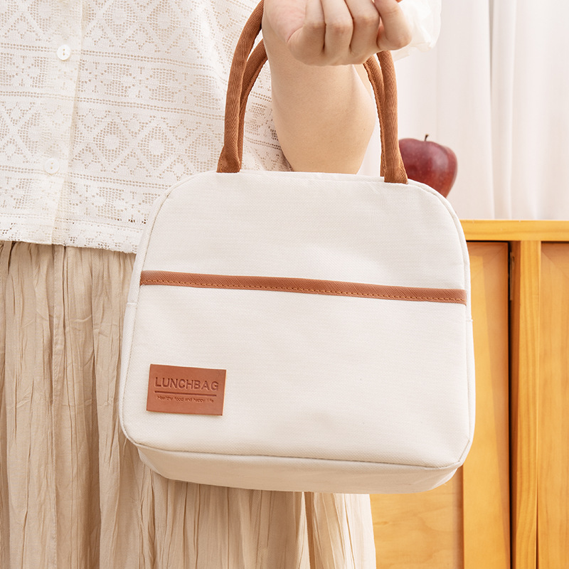 Japanese-style high-appearance-level insulated bento bag, Oxford cloth arc-shaped constant-temperature bag, portable lunch box for bringing meals to work, lunch bag Specification drawing