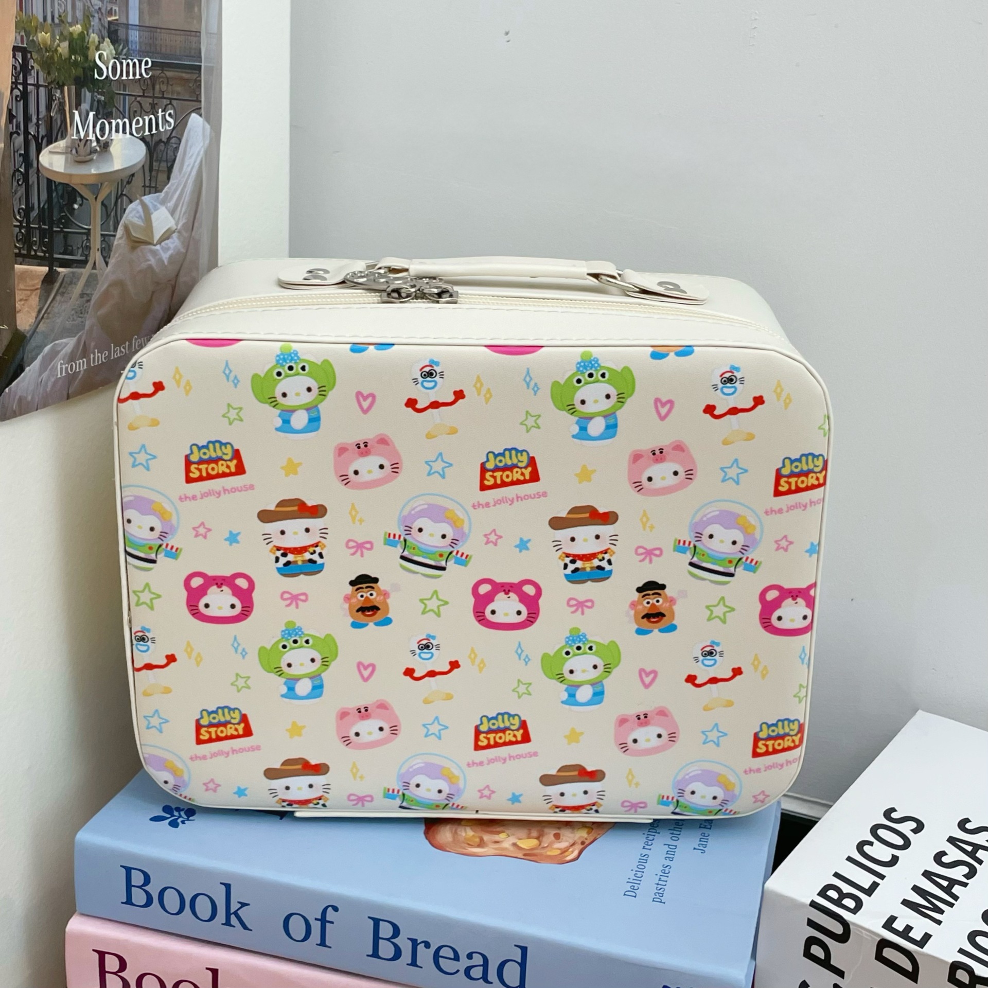 Cartoon Toy Story makeup box, high appearance level, large capacity with mirror, makeup bag, skin care product storage suitcase details Picture