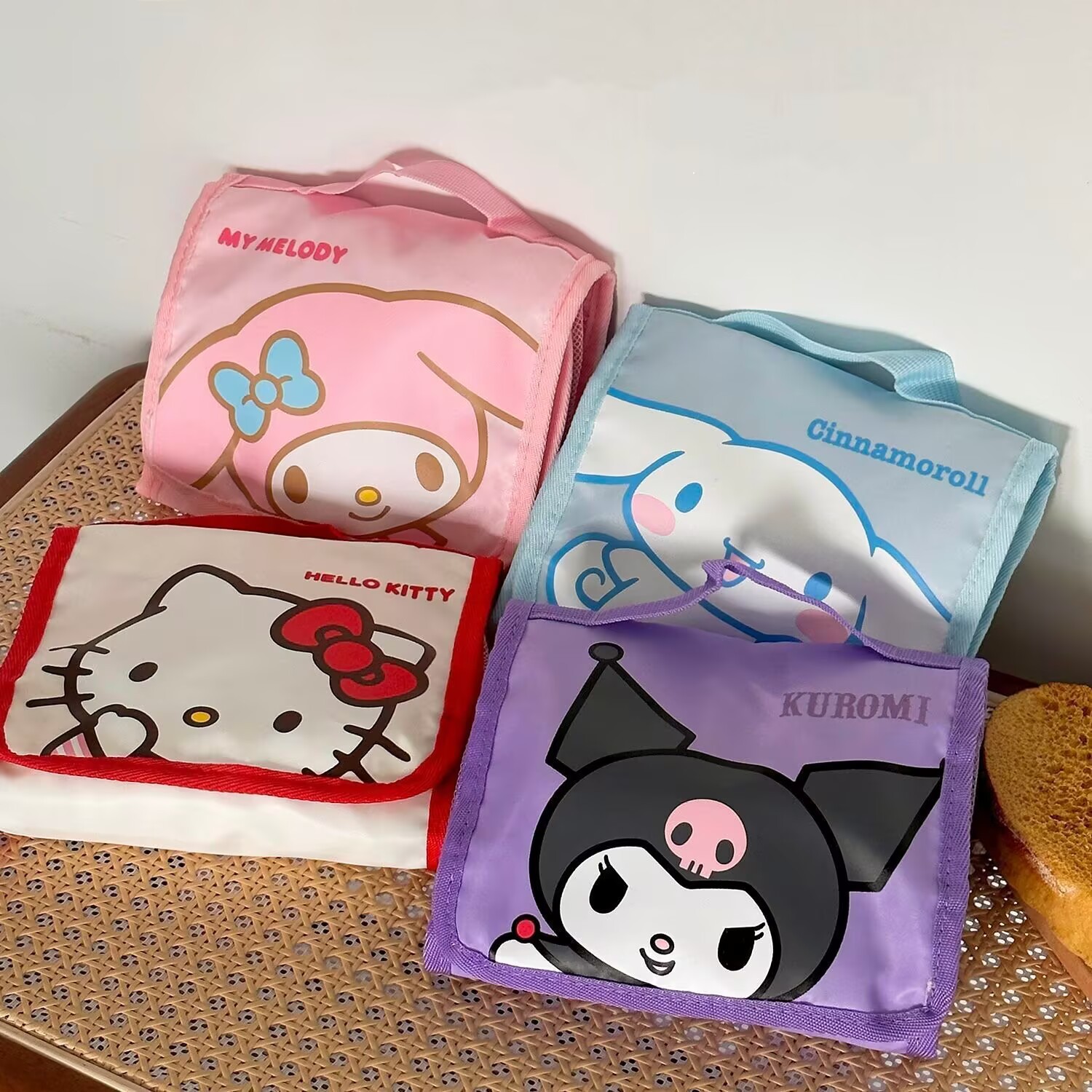 Sanrio Cartoon folding makeup bag for women, large-capacity, high-appearance-level travel portable hand-held cosmetics storage bag details Picture