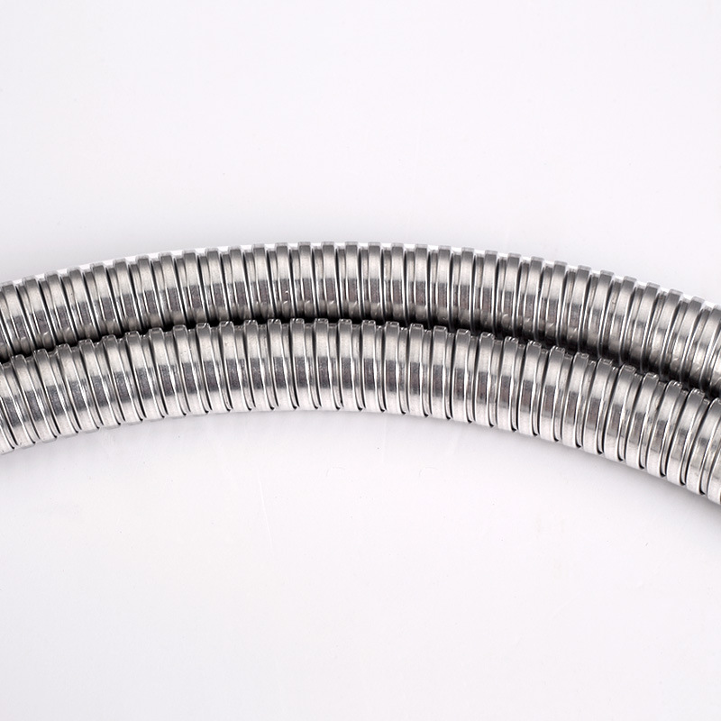 Bathroom water heater shower pipe fittings 1.5/2.3 meters stainless steel explosion-proof shower head hose and nozzle pipe Application Scenario
