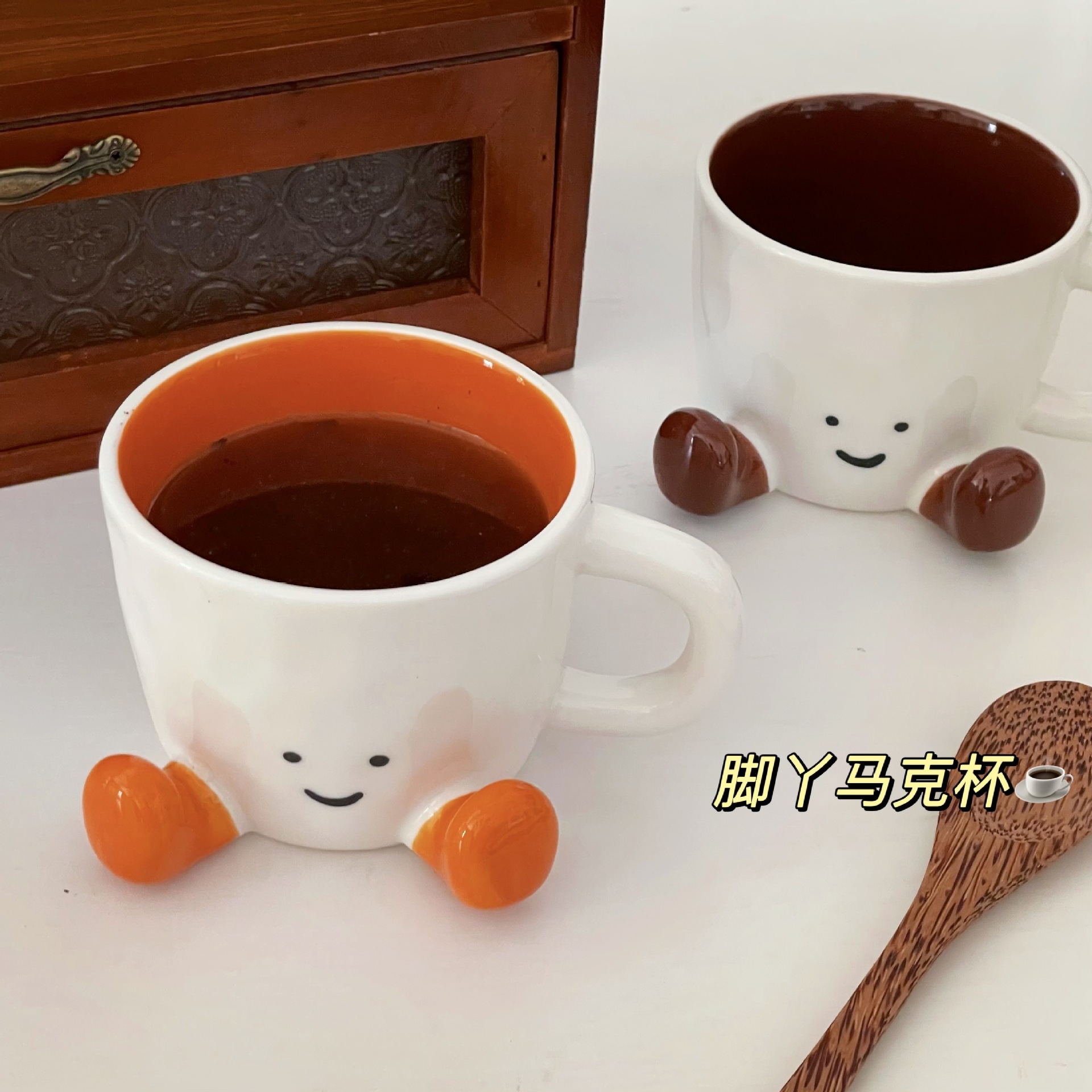 Cute foot mugs, ins creative ceramic, high appearance level coffee cups, beverage cups, milk cups, gift box sets full figure