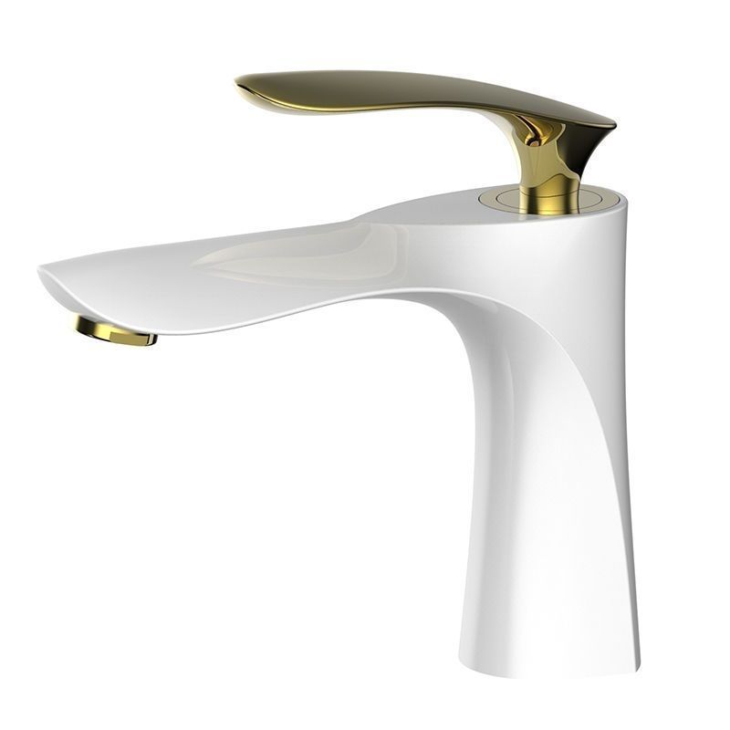 Nordic-style copper hot and cold water faucets, golden bathroom cabinet, washbasin, washbasin, washbasin, single-hole household Application Scenario