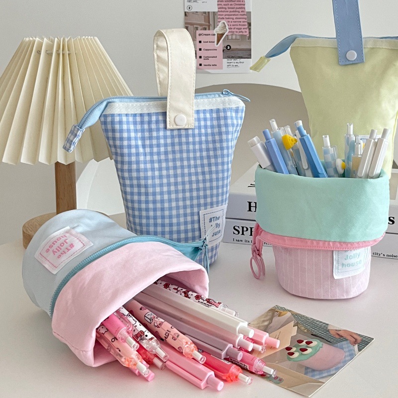 High-appearance-level pen holder and pen case, Japanese-style ins for boys and girls, high school students, large-capacity pencil case, standing stationery bag full figure