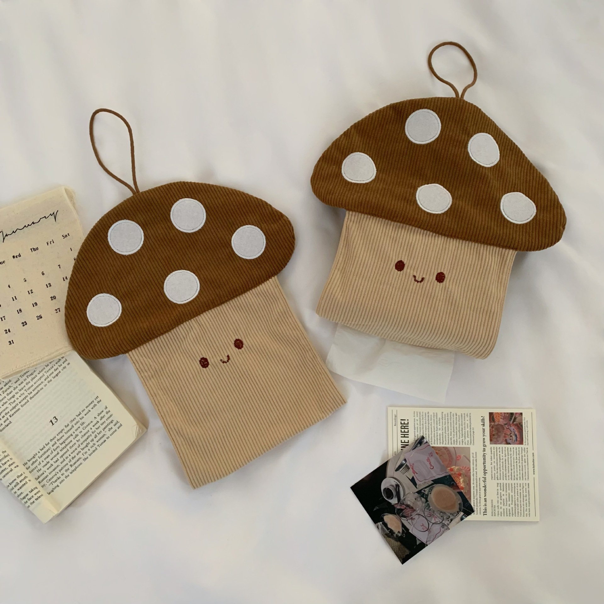 Mushroom tissue box, living room, light luxury and high-end style, cartoon tissue box, dormitory, bedroom, wall-mounted tissue bag details Picture