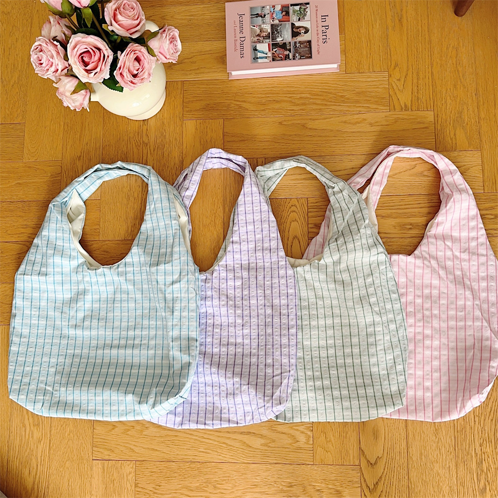 4662 Summer New Style college style checkered canvas bag, fresh and simple single-shoulder large capacity casual vest bag details Picture