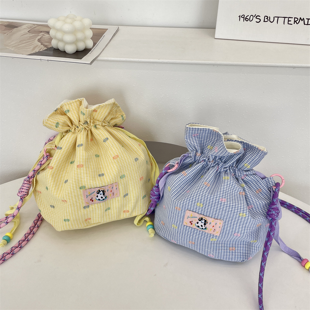 5491 New drawstring drawstring underarm crossbody bag, dopamine-colored shopping phone bag, miscellaneous lipstick storage bag details Picture