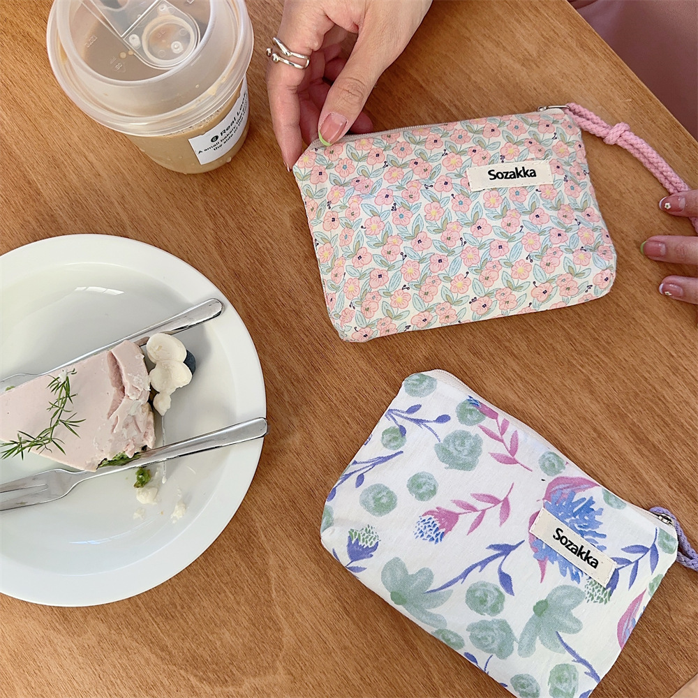 34224 Fresh Small flower canvas drawstring small makeup Bag Clutch Bag Makeup Bag Women's Handbag Washing and Storage bag details Picture