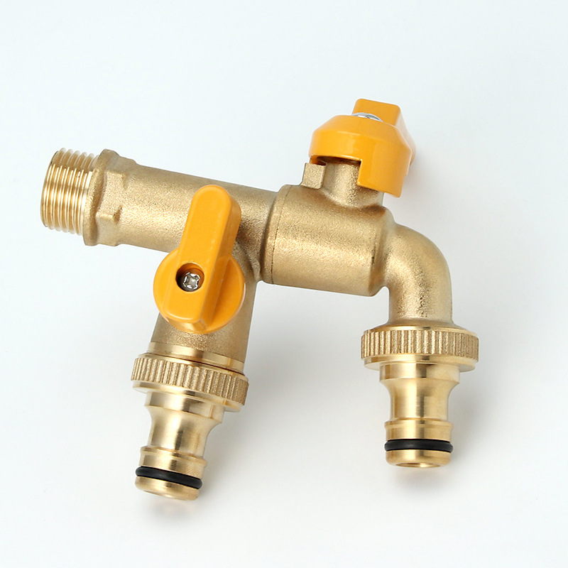 Cross-border exclusive pure copper outdoor faucets for gardens, balconies, mop sinks, one-in and two-out high-flow outdoor faucets Application Scenario