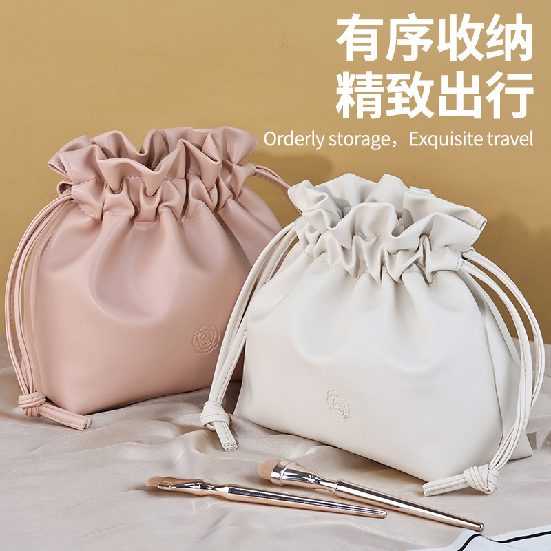 High appearance level makeup bag, toiletry bag, large-capacity waterproof portable storage bag, lazy person light luxury niche storage bag Specification drawing