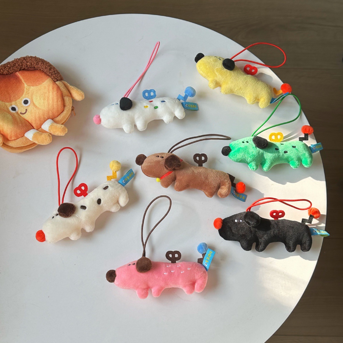 Dopamine spring dog plush pendant, cute cartoon doll bag, keychain, doll pendant, gift for men and women full figure