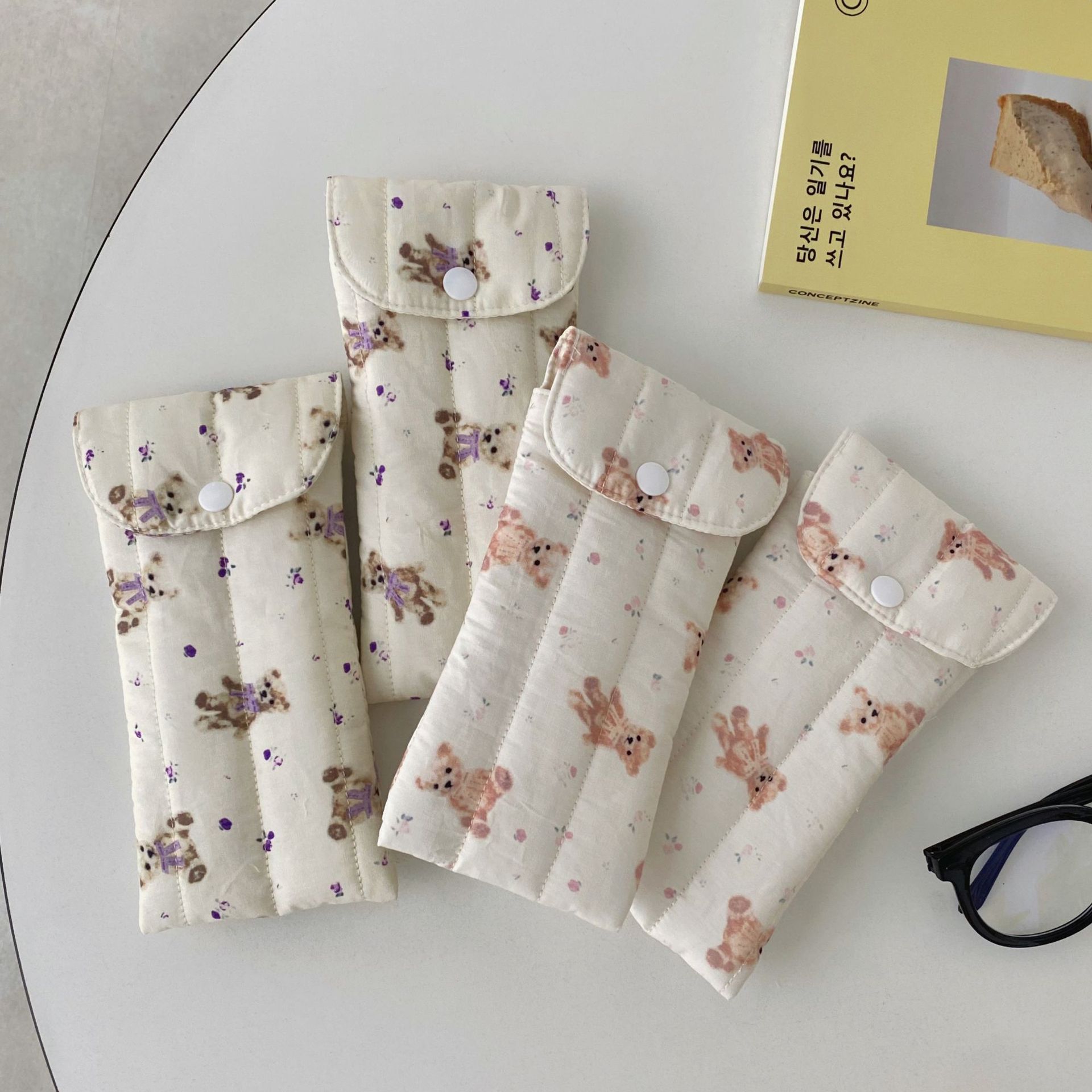 ins cartoon bear glasses storage bag, cotton-padded pressure-resistant sunglasses bag, portable sunglasses storage bag, glasses bag, cloth bag full figure