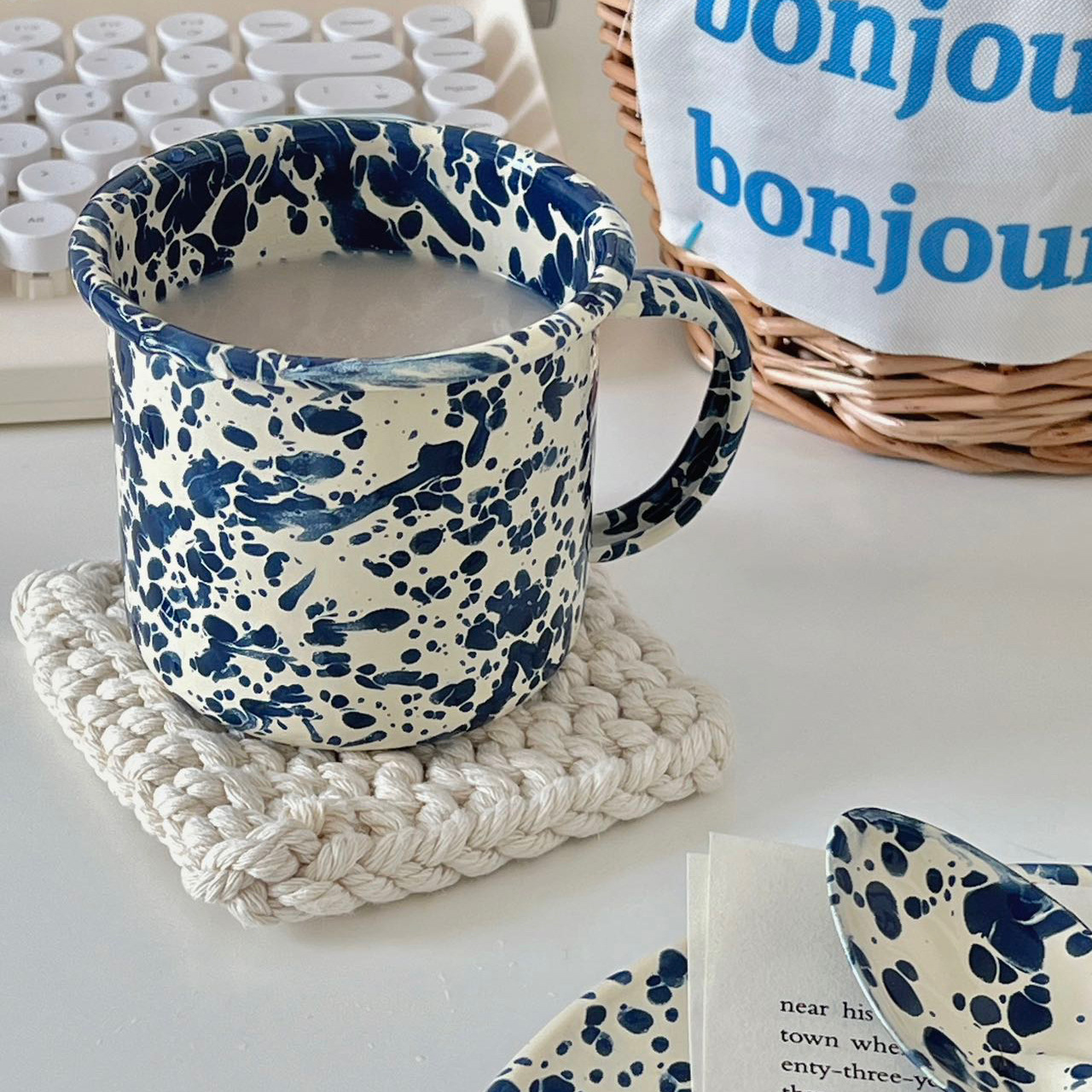 Korean-style inS-style enamel splashed ink cups and bowls, cereal fruit salad bowls, popular splashed ink cups, flat plates, spoons, cups and plates set Specification drawing