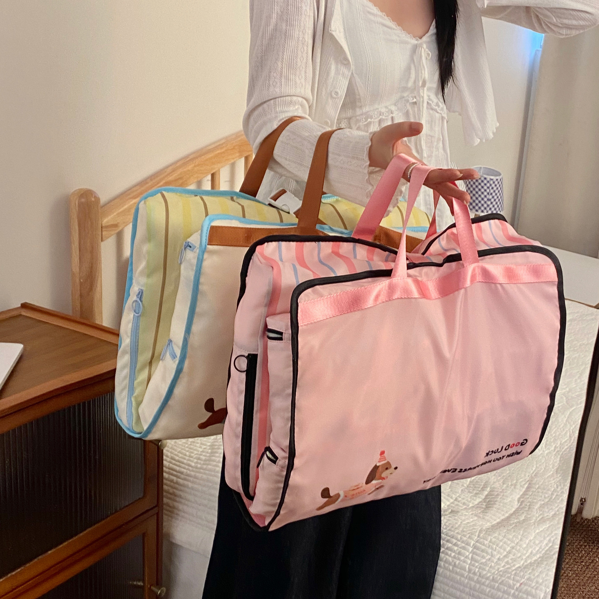 Dachshund hanging bag for business trips and travel, a large-capacity multi-functional handbag that can be hung and compartments for clothes storage Specification drawing