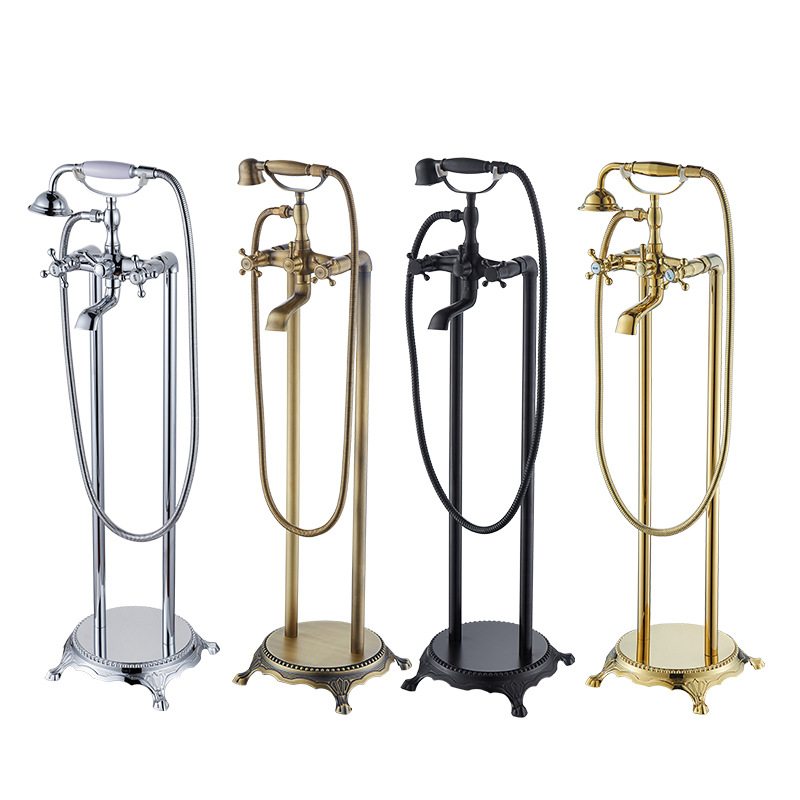 The bathtub faucet is floor-standing in gold, the shower head is standing, the side of the imperial concubine tub is wooden, and the faucet is electroplated in retro full copper Specification drawing