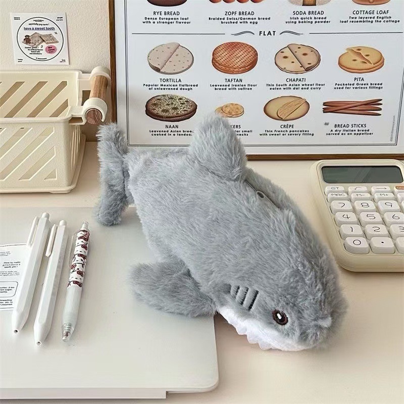 Cute Animal Series Collection: pen case, ins plush stationery box, student stationery storage bag, cartoon doll, sea otter Specification drawing
