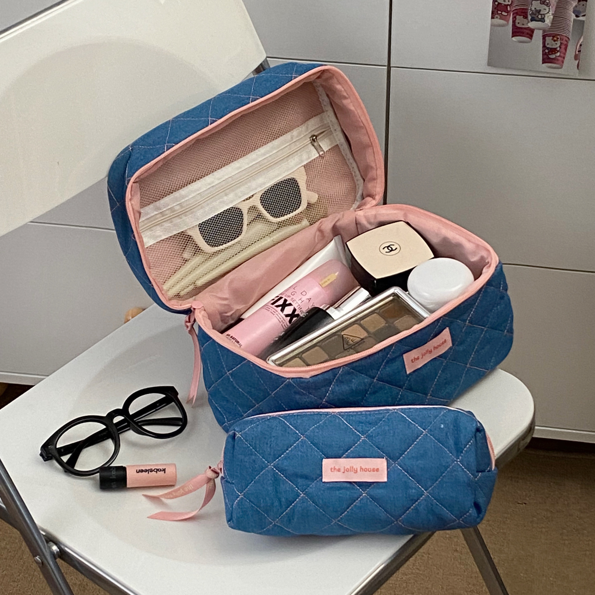 New denim pink storage bag, high appearance level, essential travel storage bag, large-capacity toiletry bag, makeup bag for women Specification drawing