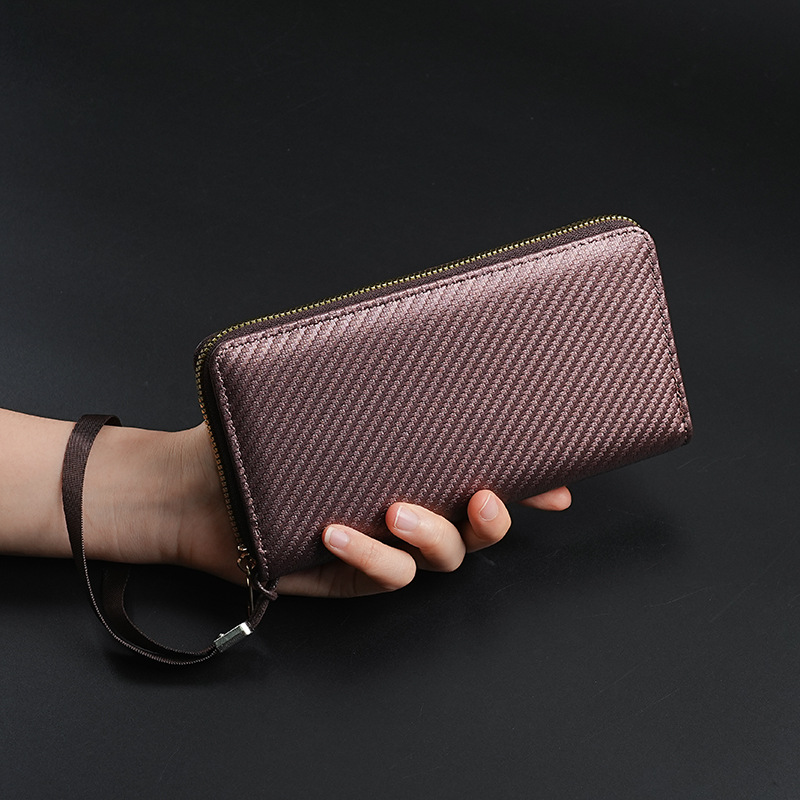 The new cross-border men's wallet, Wallet, features multiple slots for casual use with carbon fiber patterns and a large-capacity hand-held coin purse details Picture