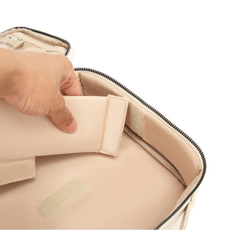 Korean InS-style large-capacity makeup bag, high appearance level makeup box, high-end feel, women's portable storage bag with compartments Application Scenario