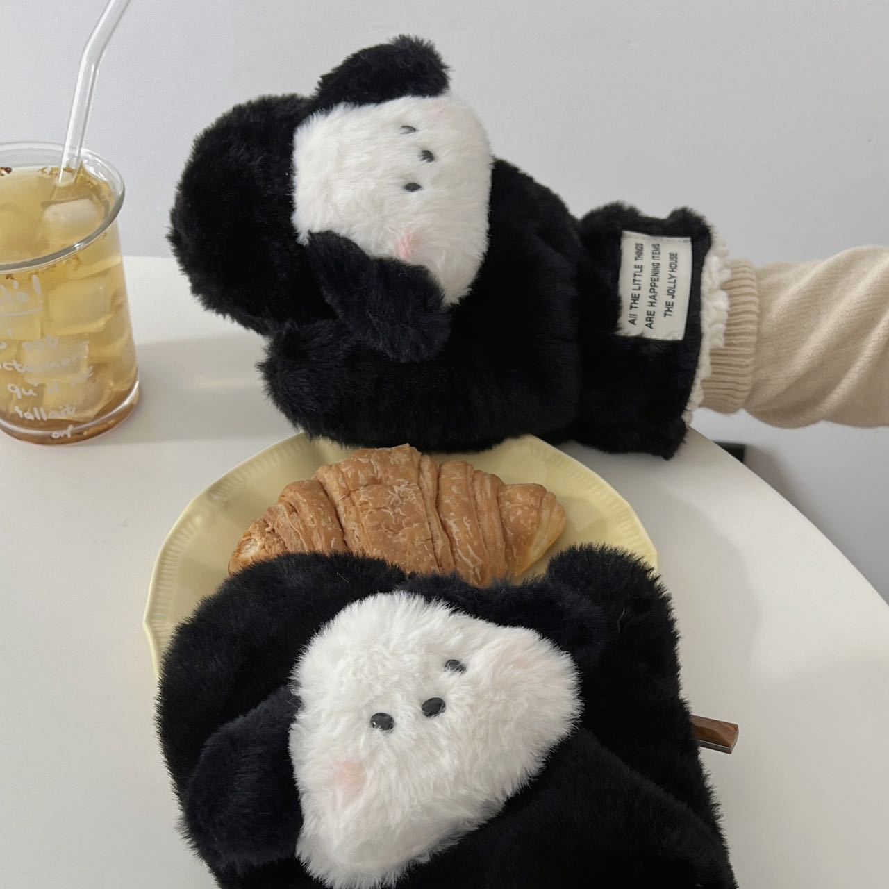 Pacha dog plush gloves in ins style, thickened for winter warmth, student cycling, cold-proof and windproof gloves that can be hung around the neck Specification drawing