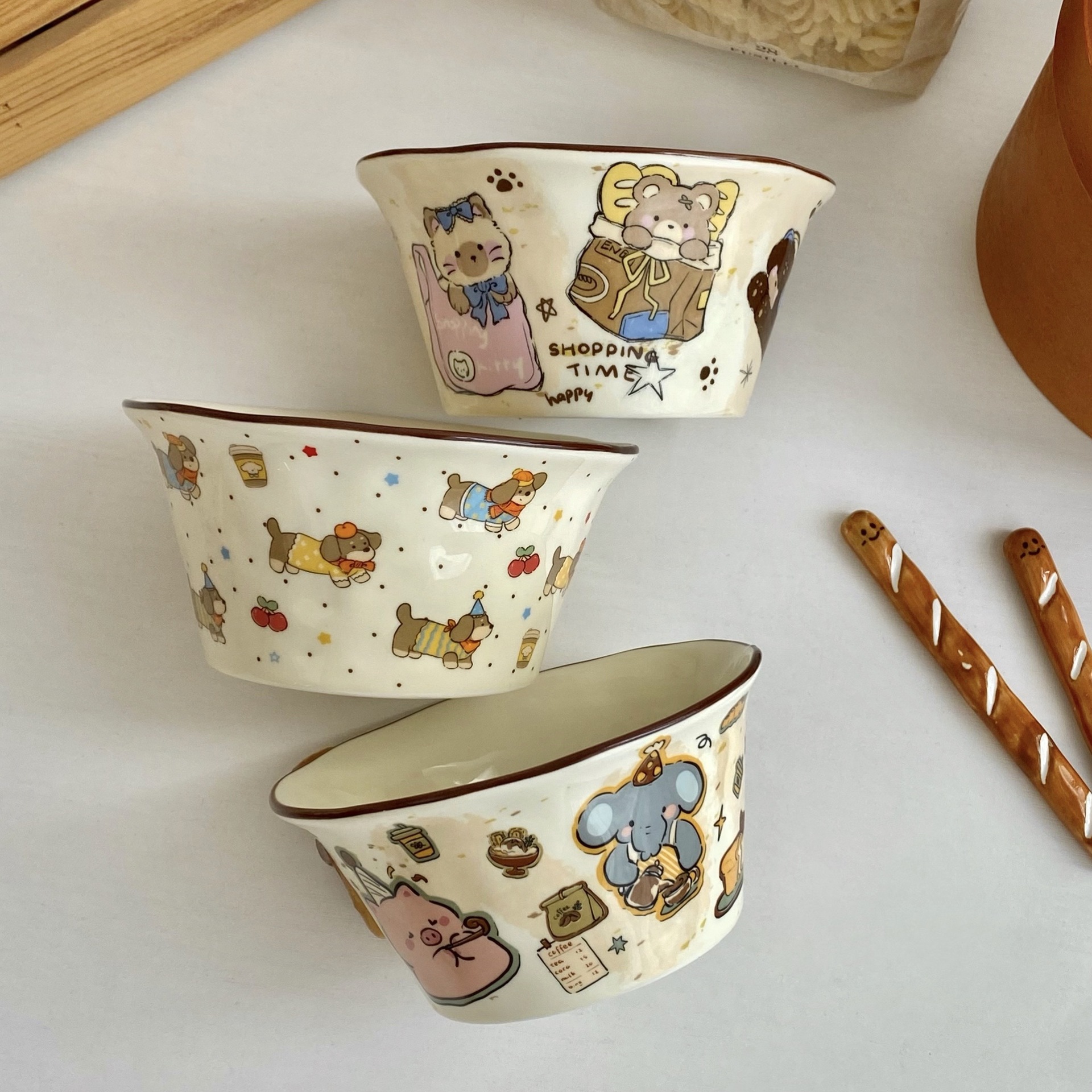 Cute cartoon cream ceramic bowl, high appearance level, ins household rice bowl, soup bowl, salad bowl, conical bowl, breakfast bowl details Picture