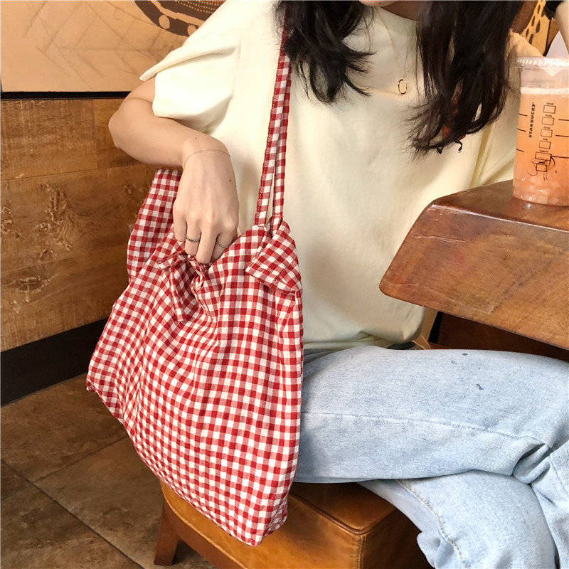 The L308 summer new red and white checkered girl-tied cloth bag is a trendy Korean-style fresh and artistic women's bag full figure