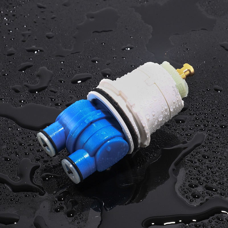 RP19804 Thermostatic valve core quick-opening cold and hot water faucet valve core accessories are best-selling on Amazon. The valve core is in abundant stock details Picture