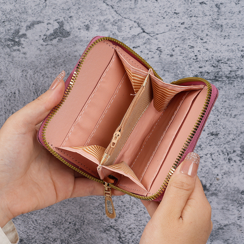 A new Japanese-style mini coin purse with a simple zipper and a credit card slot, fashionable, cute and portable coin purse storage bag details Picture