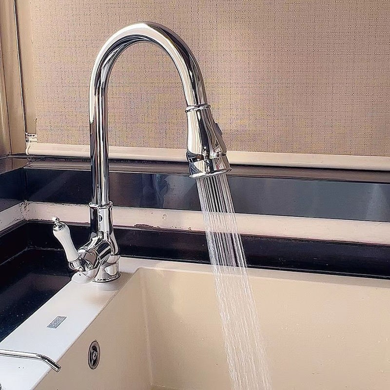 A comprehensive collection of cross-border French faucets, pull-out cold and hot splash-proof bathroom cabinets, and rotatable kitchen washbasins for washing vegetables and faces Application Scenario
