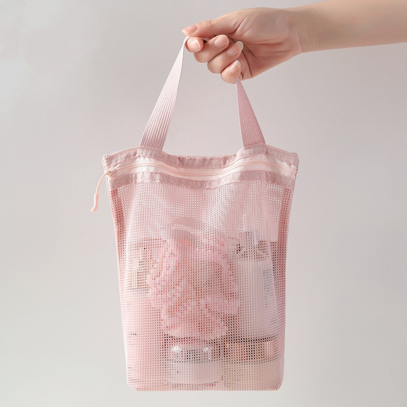 New hand-held cosmetic bags, mesh water-draining bath bags, fitness bags, miscellaneous storage bags, and travel portable toiletry bags details Picture