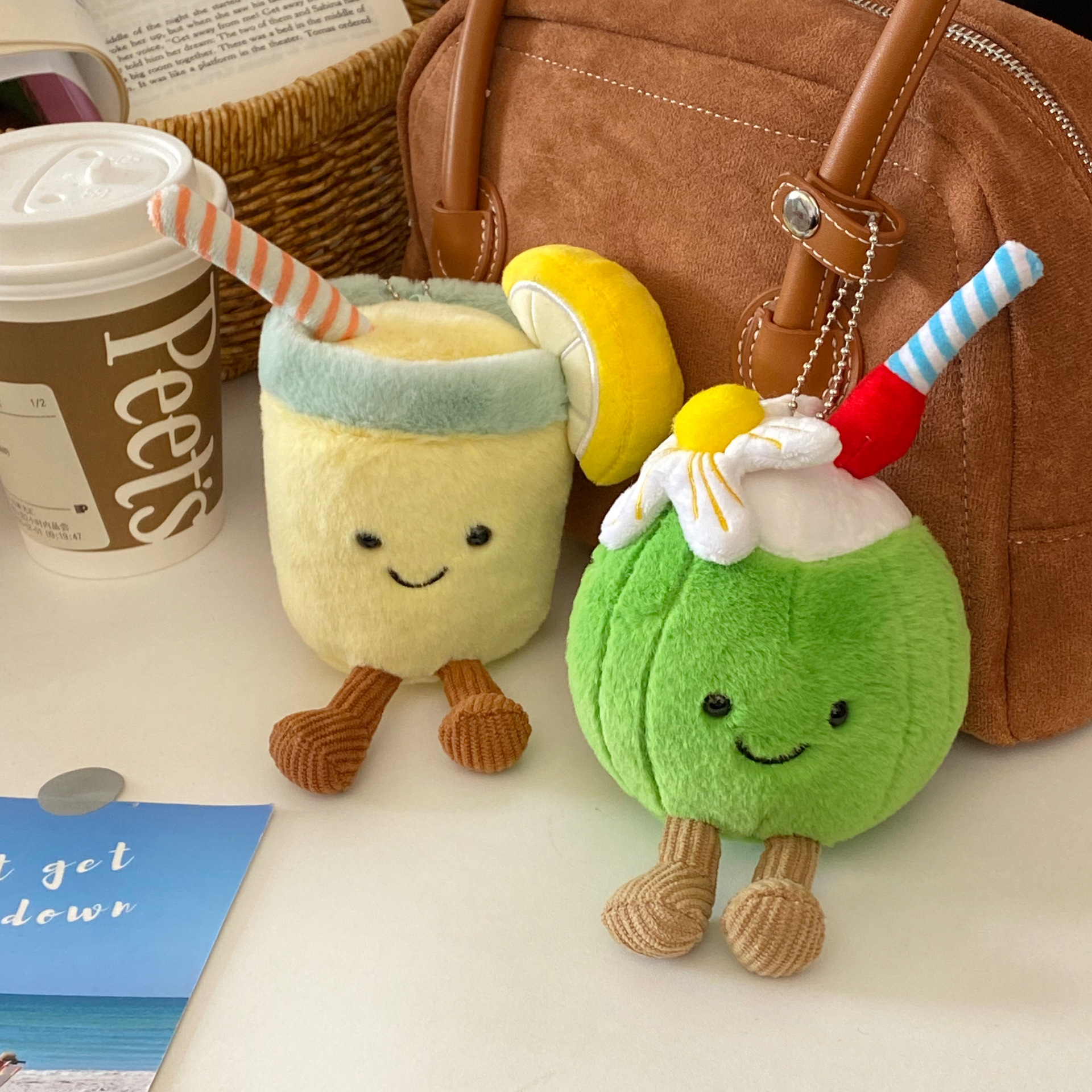 Creative and cute plush pendant, summer limited edition coconut keychain, fun lemon soda small doll bag pendant Specification drawing