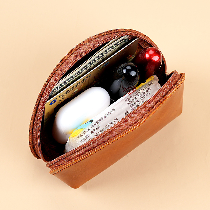 A modern and simple new pu coin purse with a small and high-end feel, a zipper key case for women, and a storage bag for outdoor travel Application Scenario