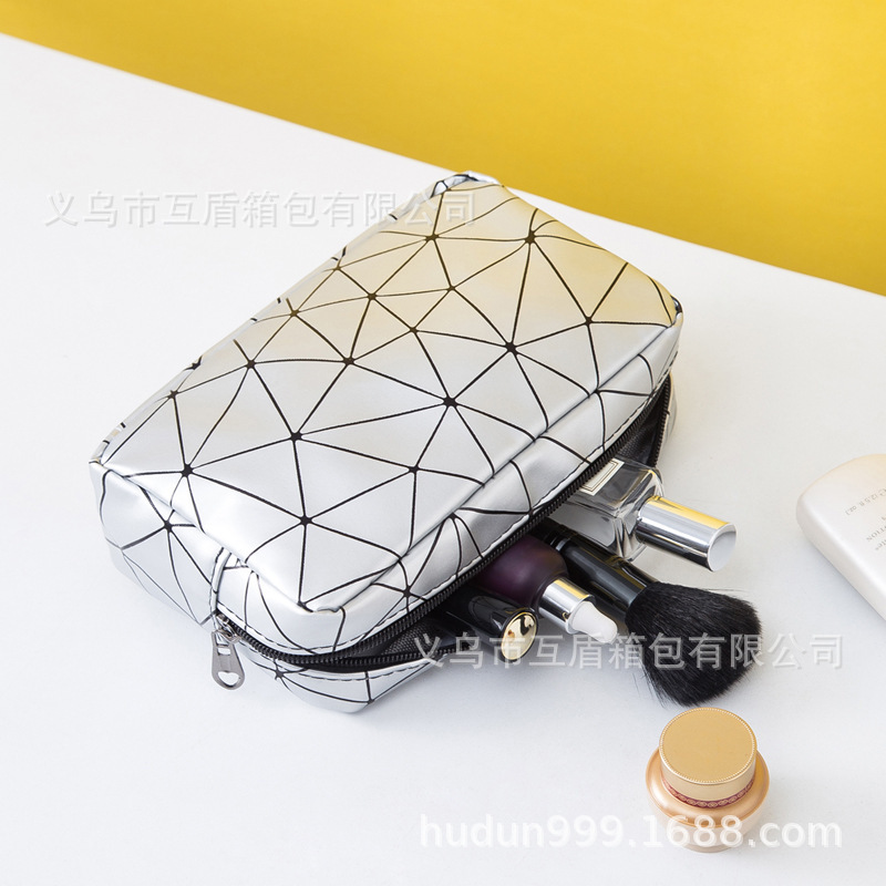 Customized popular makeup bag, large-capacity portable new ins convenient storage bag, travel toiletry bag, cosmetics Specification drawing