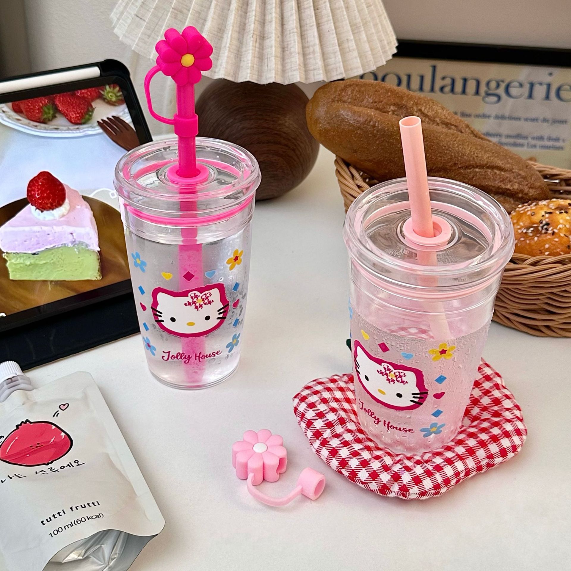 Cartoon cute cat straw cup, high appearance level portable water cup with lid, juice cup, milk cup, coffee cup, cold drink cup full figure