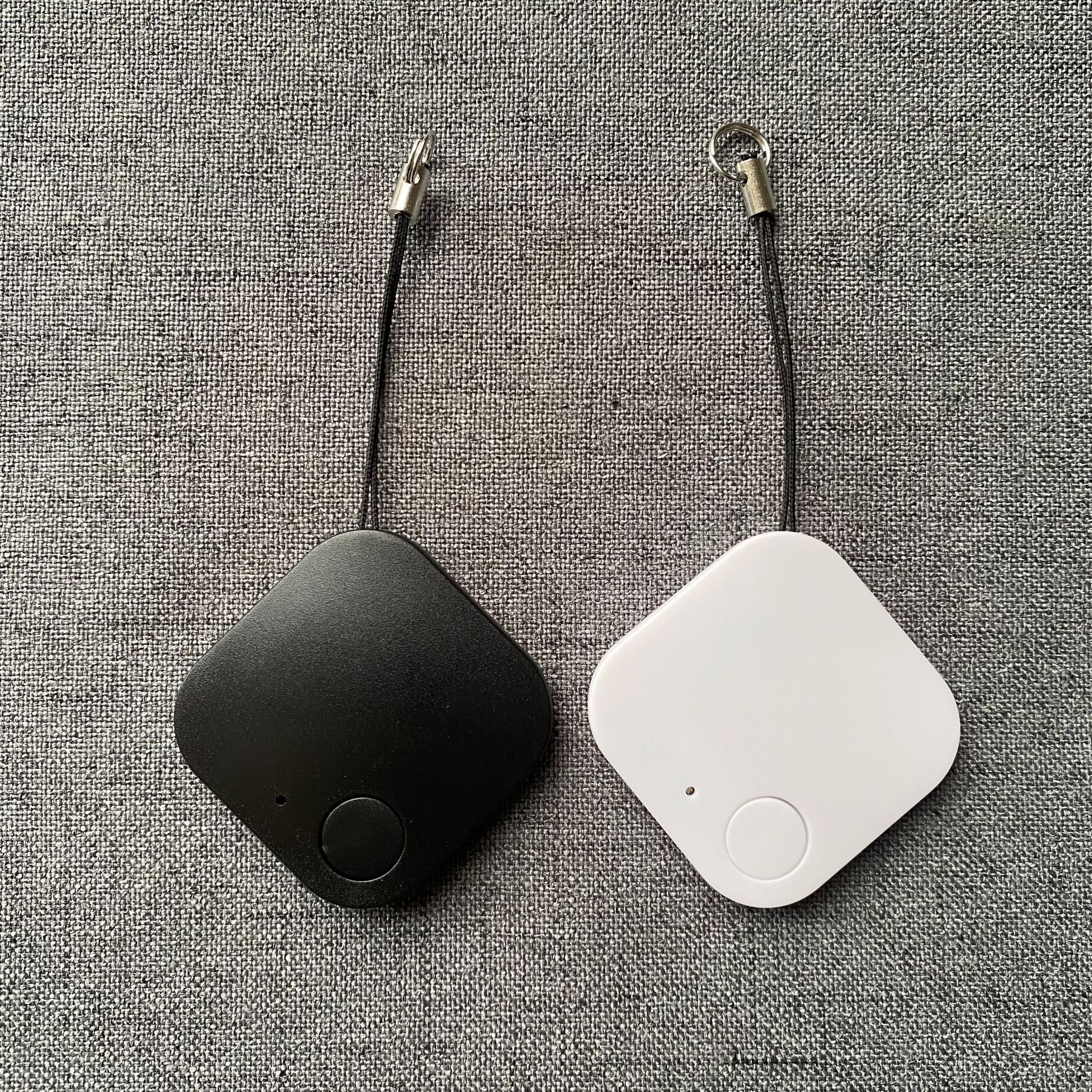 Square Bluetooth anti-loss device, smartphone lost item tracker BLE5.0, low power, two-way alarm, in stock Specification drawing