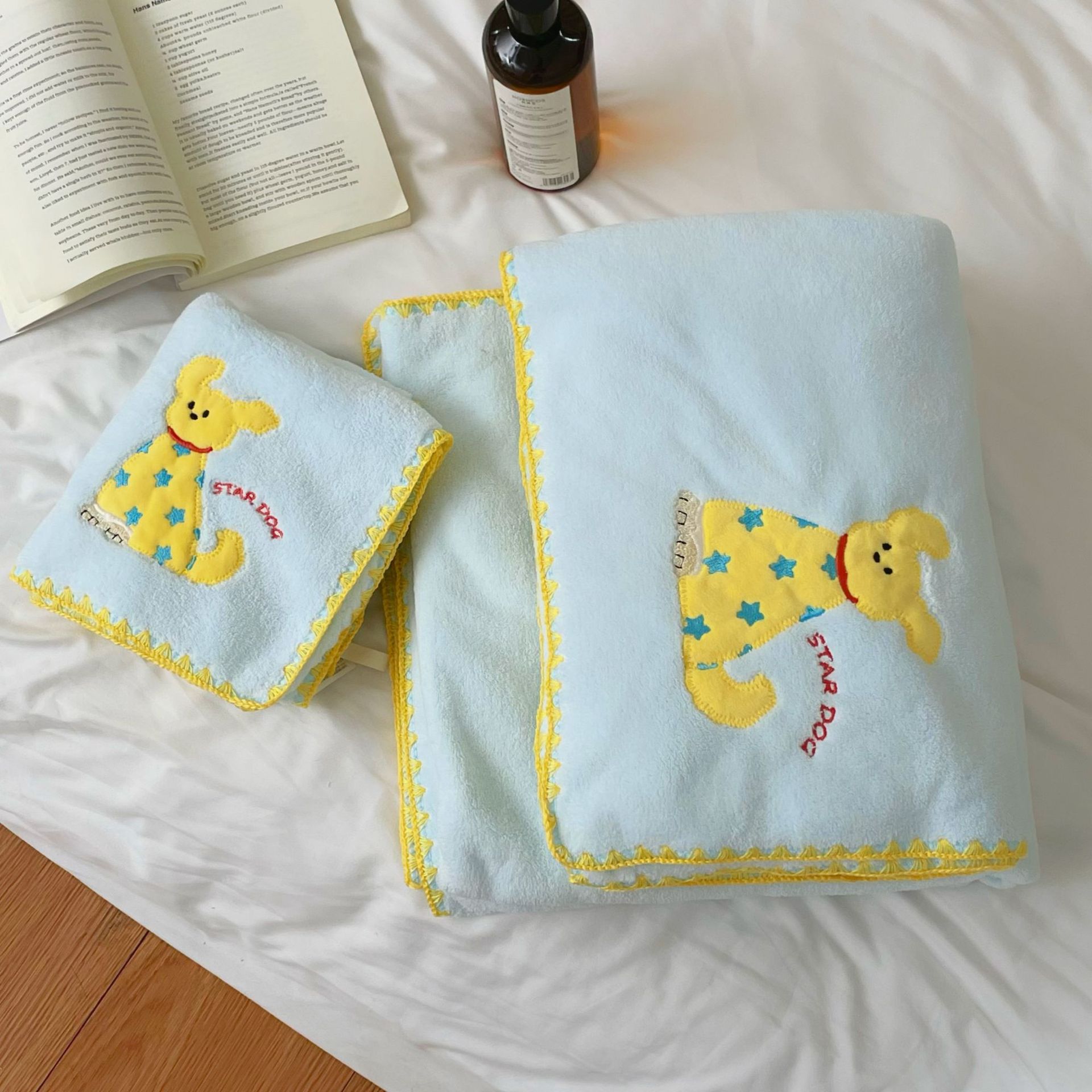 Yellow Puppy bath towel 2025 New style thickened coral fleece absorbent quick-drying bathroom towel Dry Hair cap Bath towel Specification drawing